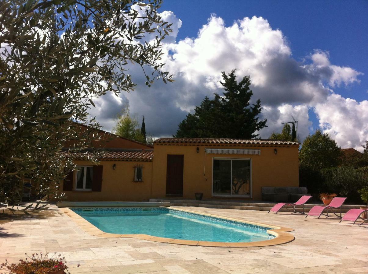 Les cigales des près appartement Aups Extérieur photo