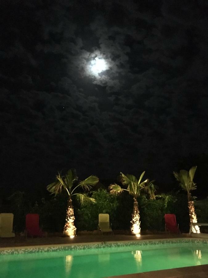 Les cigales des près appartement Aups Extérieur photo